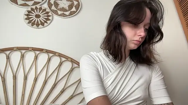 Snapshot of _liatris_ chatting on December 12, 8:47 am liatris online show from December 12, 8:47 am