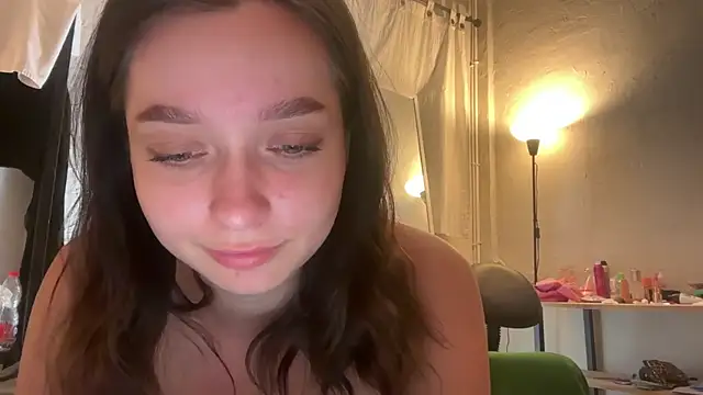 Snapshot of _liatris_ chatting on February 26, 12:03 pm liatris online show from February 26, 12:03 pm