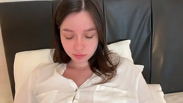 Snapshot of _liatris_ chatting on March 14, 4:30 pm liatris online show from March 14, 4:30 pm