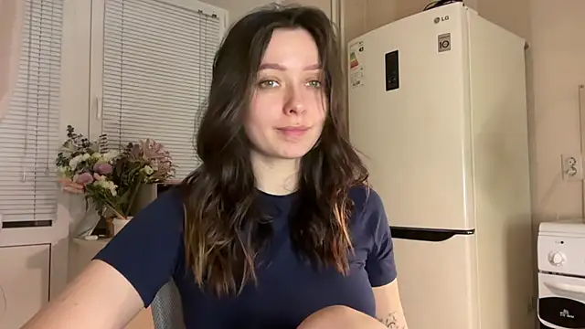 Snapshot of _liatris_ chatting on November 12, 5:24 pm liatris online show from November 12, 5:24 pm