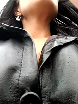 Astrid-- online show from February 12, 8:50 pm