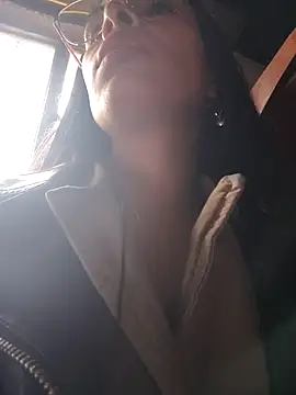 Astrid-- online show from February 19, 3:08 pm