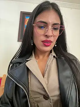 Astrid-- online show from April 17, 3:04 pm