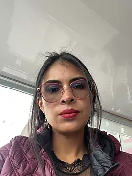 Astrid-- online show from April 21, 3:07 pm