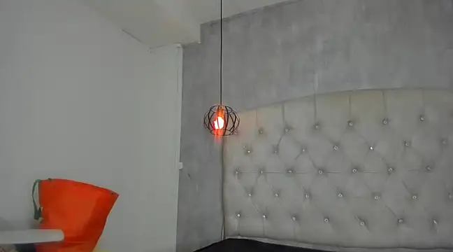 Snapshot of Alice_Laurentt chatting on March 3, 10:38 am Alice Laurentt online show from March 3, 10:38 am