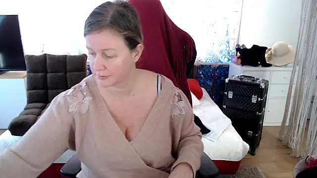 Snapshot of MarleneBloem chatting on February 19, 9:28 am MarleneBloem online show from February 19, 9:28 am