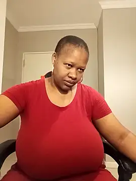 bustylisa1983 online show from September 20, 5:08 am