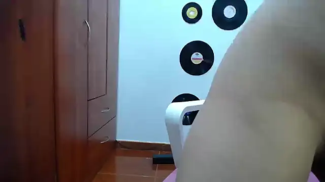 9 Fernanda 9 online show from March 1, 12:17 am