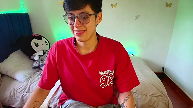 9 Fernanda 9 online show from April 7, 4:29 pm