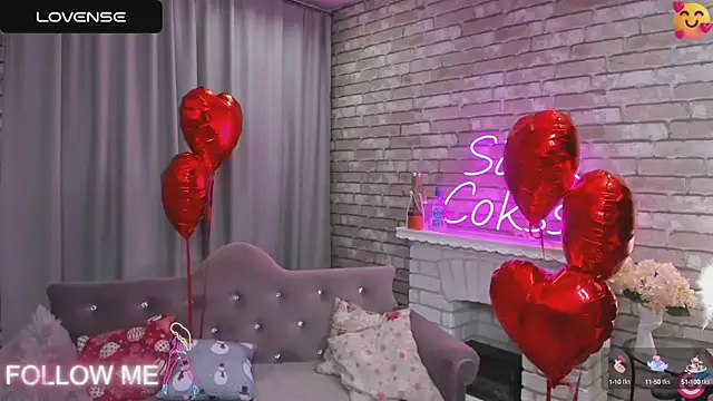 Snapshot of SarahCoksss chatting on February 16, 12:52 am SarahCoksss online show from February 16, 12:52 am