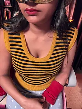 Snapshot of sexy-simmy chatting on January 13, 6:35 pm sexy-simmy online show from January 13, 6:35 pm