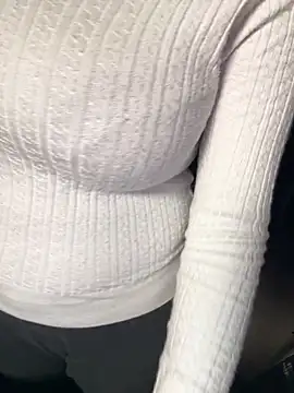 Snapshot of sexy-simmy chatting on January 31, 7:11 pm sexy-simmy online show from January 31, 7:11 pm