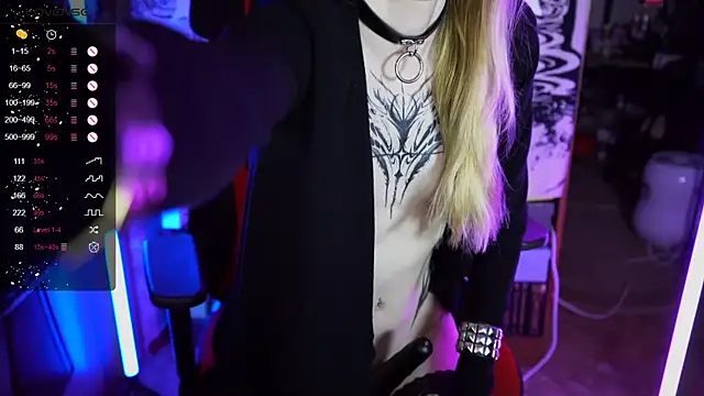 Snapshot of amywhitenessxx chatting on December 11, 1:06 pm amywhitenessxx online show from December 11, 1:06 pm