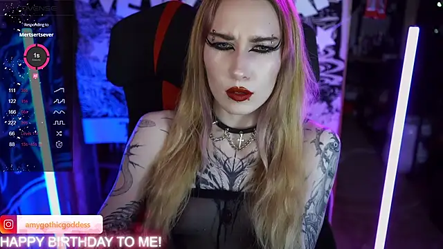 Snapshot of amywhitenessxx chatting on December 31, 6:13 pm amywhitenessxx online show from December 31, 6:13 pm