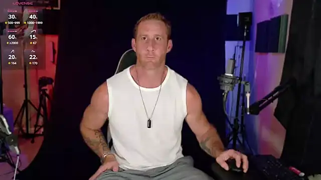 Snapshot of FiftyShadez chatting on September 20, 8:10 pm FiftyShadez online show from September 20, 8:10 pm