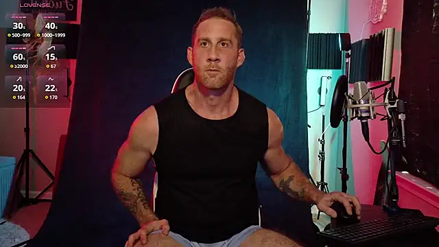 Snapshot of FiftyShadez chatting on November 23, 4:18 pm FiftyShadez online show from November 23, 4:18 pm