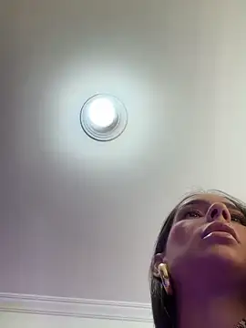 Mau White online show from January 13, 6:05 pm