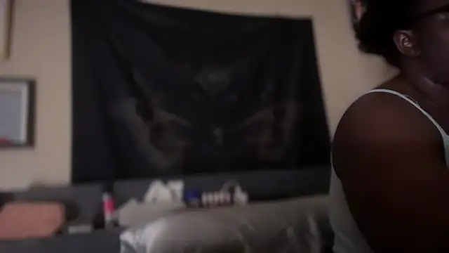 Yagurl  west online show from February 18, 7:21 am