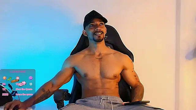 Snapshot of Manolo_Hot1 chatting on January 28, 2:21 pm Manolo Hot1 online show from January 28, 2:21 pm