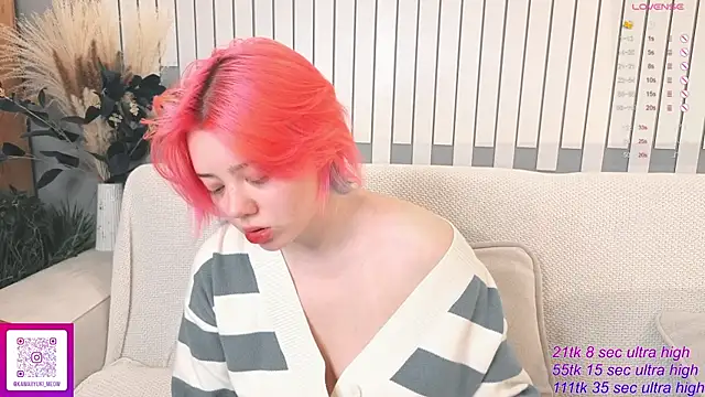 Snapshot of __KawaiiYuki__ chatting on November 27, 10:17 am KawaiiYuki online show from November 27, 10:17 am