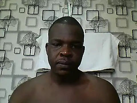 Snapshot of Chumba_001 chatting on February 3, 4:25 am Chumba 001 online show from February 3, 4:25 am