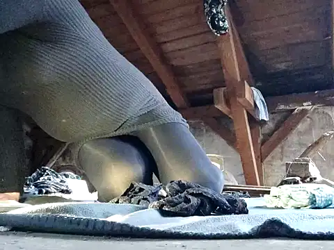 mikostriper online show from April 22, 4:15 am