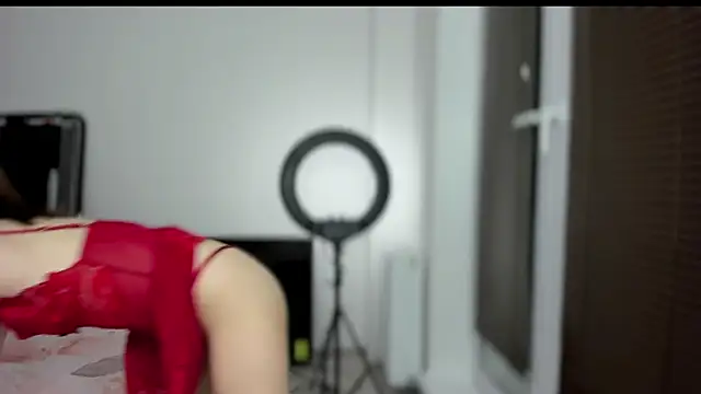 Snapshot of sarahphyllis chatting on March 8, 1:39 am sarahphyllis online show from March 8, 1:39 am