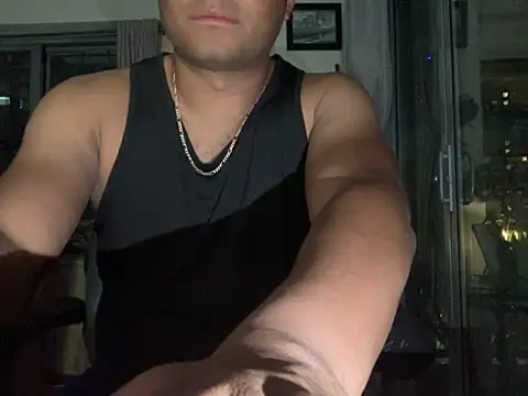 Snapshot of ThickDick_Daddy chatting on October 20, 6:36 am ThickDick Daddy online show from October 20, 6:36 am