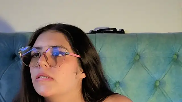 Paola Lyon  online show from September 27, 6:51 am