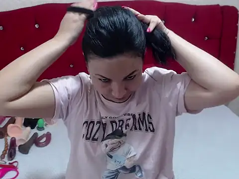 AdaFawxx online show from September 22, 4:36 am