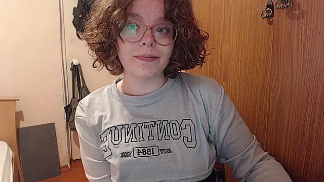 Snapshot of Chmiri_cb chatting on January 31, 6:24 am Chmiri cb online show from January 31, 6:24 am