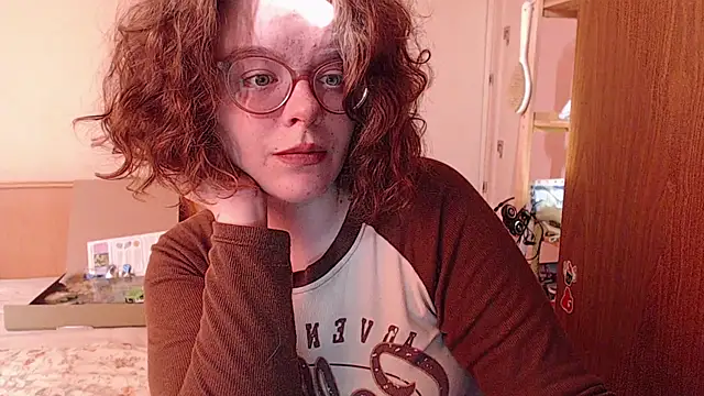 Snapshot of Chmiri_cb chatting on February 25, 8:47 am Chmiri cb online show from February 25, 8:47 am