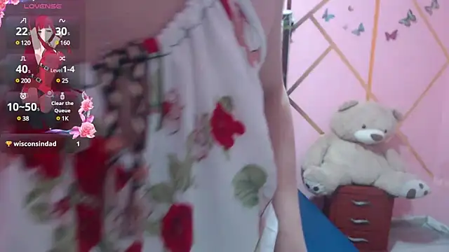 nadescomthxx online show from March 15, 11:17 pm