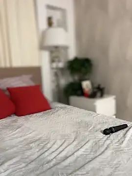 MiaMinx online show from December 21, 11:34 pm