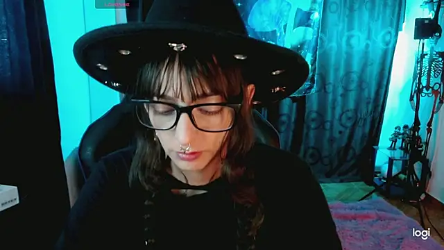 Snapshot of Kizzuky chatting on March 14, 10:05 pm Kizzuky online show from March 14, 10:05 pm