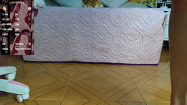 Snapshot of Jessica_Angel_Sweet chatting on February 1, 10:13 pm Jessica Angel Sweet online show from February 1, 10:13 pm