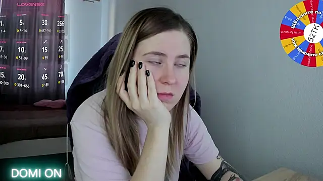 Olivia Munk online show from February 19, 6:44 am