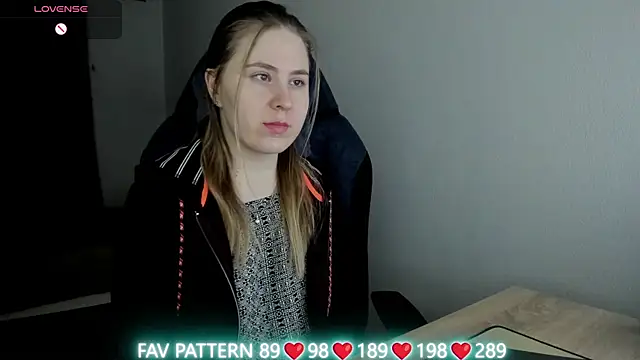 Olivia Munk online show from March 1, 3:21 am