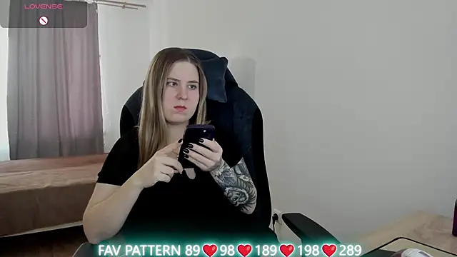 Olivia Munk online show from March 3, 6:59 am