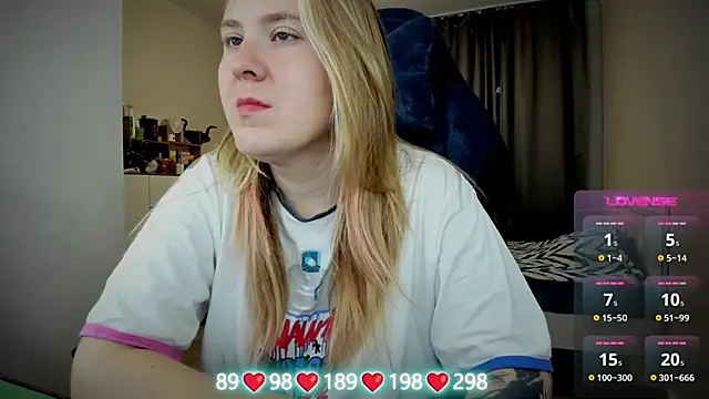 Olivia Munk online show from September 11, 4:01 am