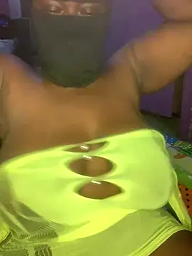 sweet1111 online show from December 15, 10:26 pm