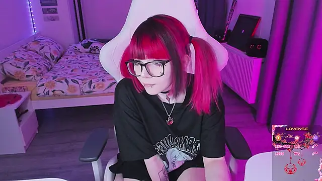 Yumi Youkai online show from March 23, 4:44 pm