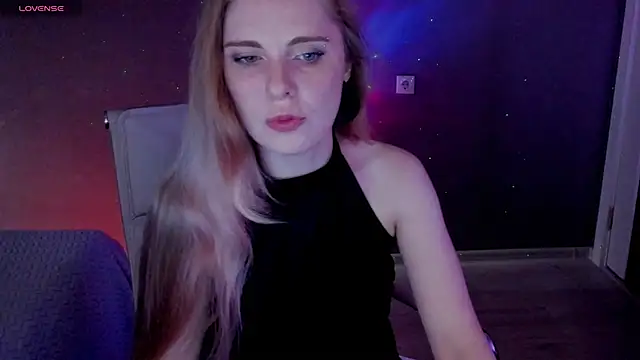 Snapshot of Aqualen chatting on November 19, 10:04 am Aqualen online show from November 19, 10:04 am