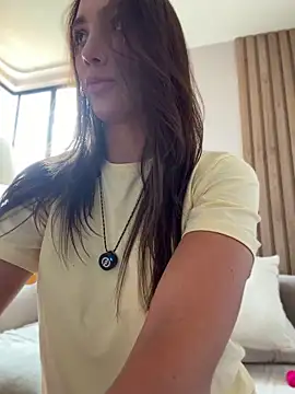 AnnaCastillo  online show from April 20, 10:33 pm