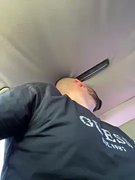 ElChapoGuzman95 online show from February 12, 1:06 pm