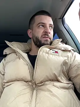 ElChapoGuzman95 online show from February 15, 6:02 am