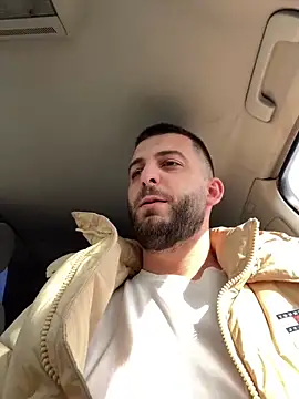 ElChapoGuzman95 online show from February 16, 11:49 am