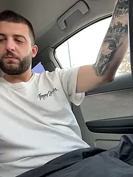 ElChapoGuzman95 online show from February 26, 6:37 am