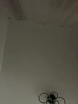 ElChapoGuzman95 online show from March 1, 6:21 pm