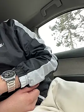 ElChapoGuzman95 online show from March 7, 6:35 am